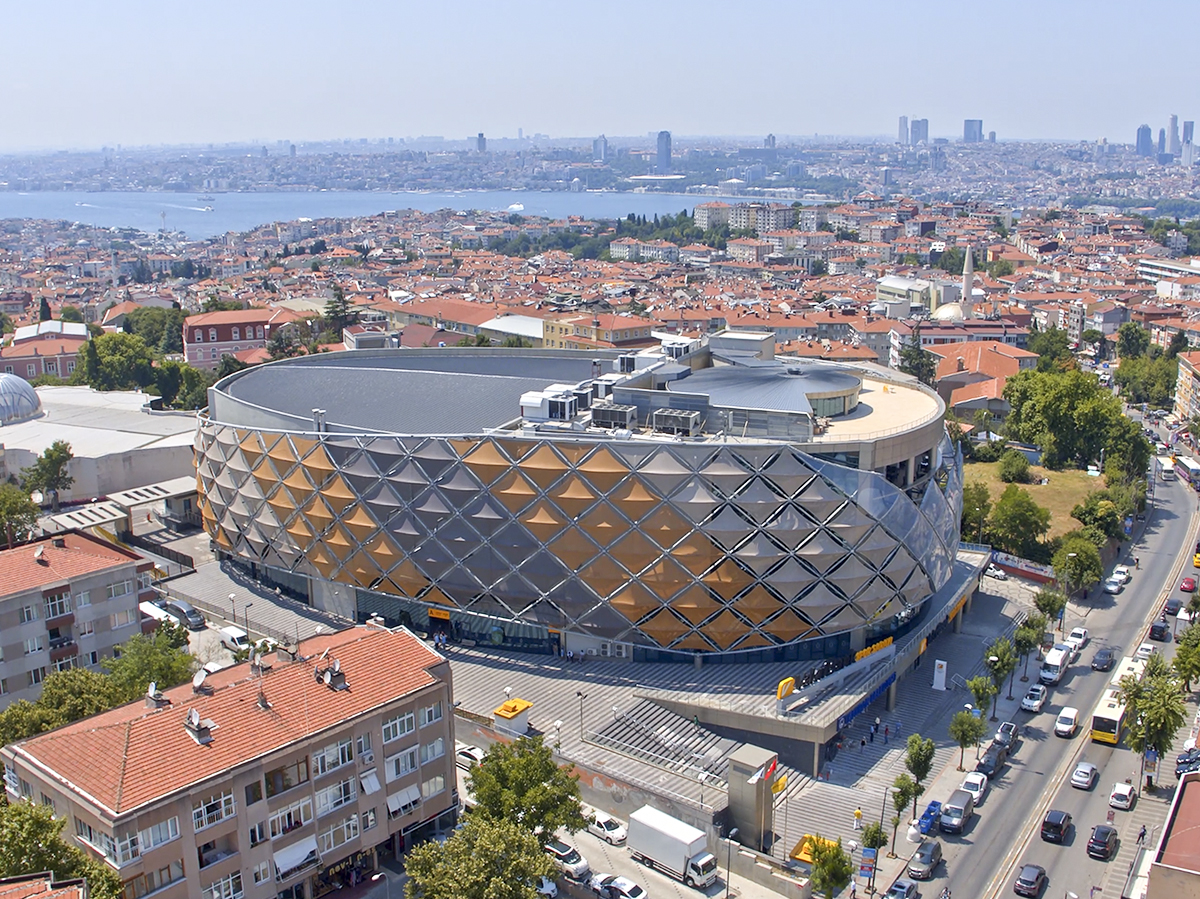 سالن ورزشی واکیف بانک